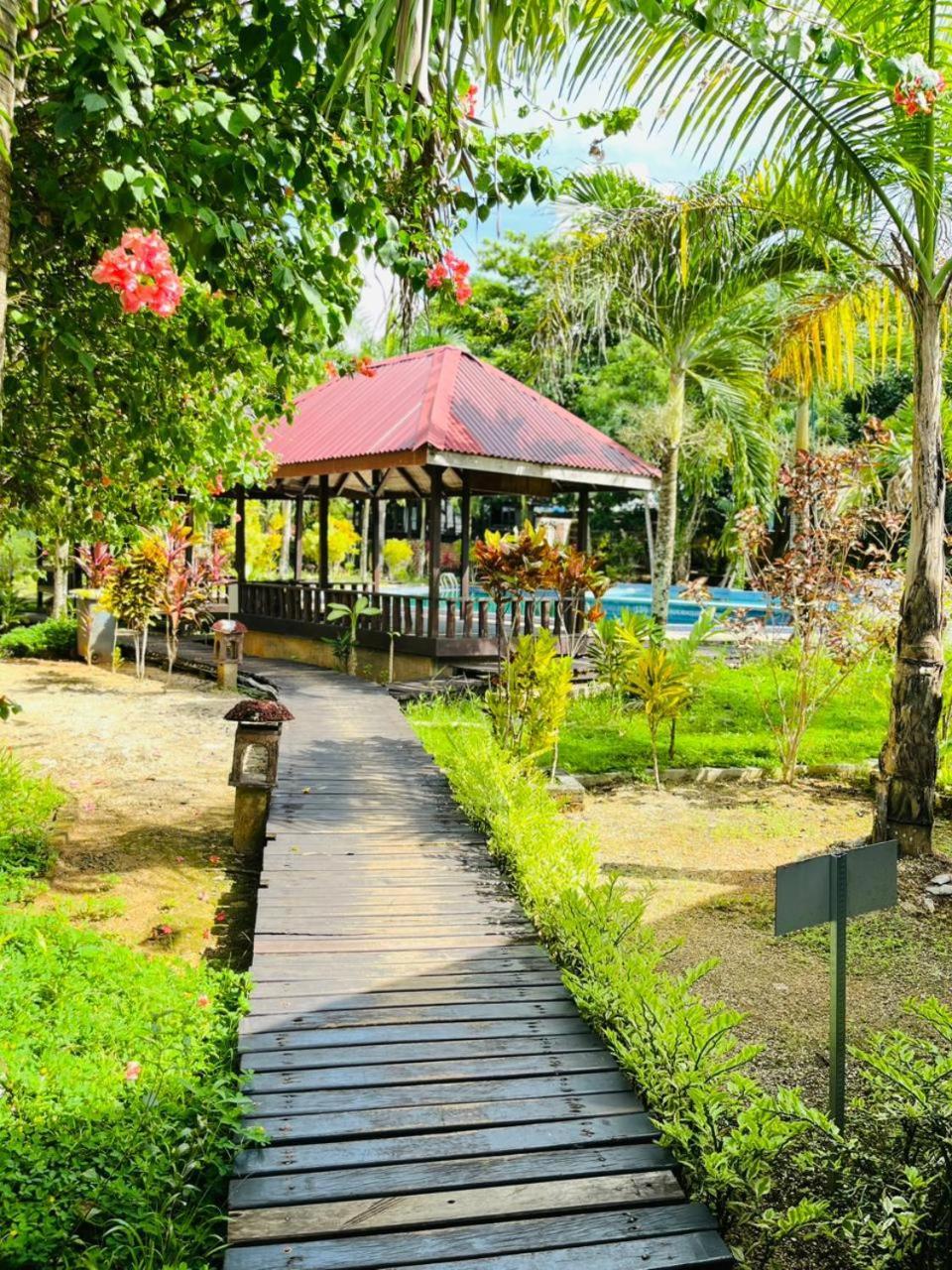Kasuari Valley Beach Resort Sorong Exterior photo