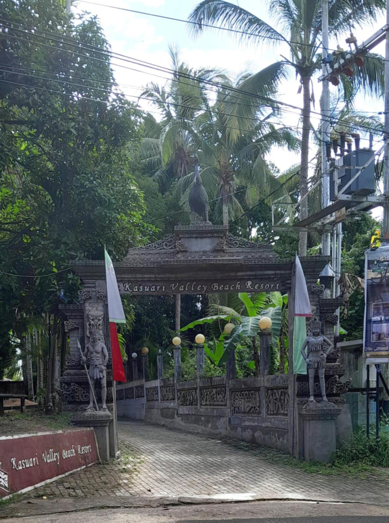 Kasuari Valley Beach Resort Sorong Exterior photo