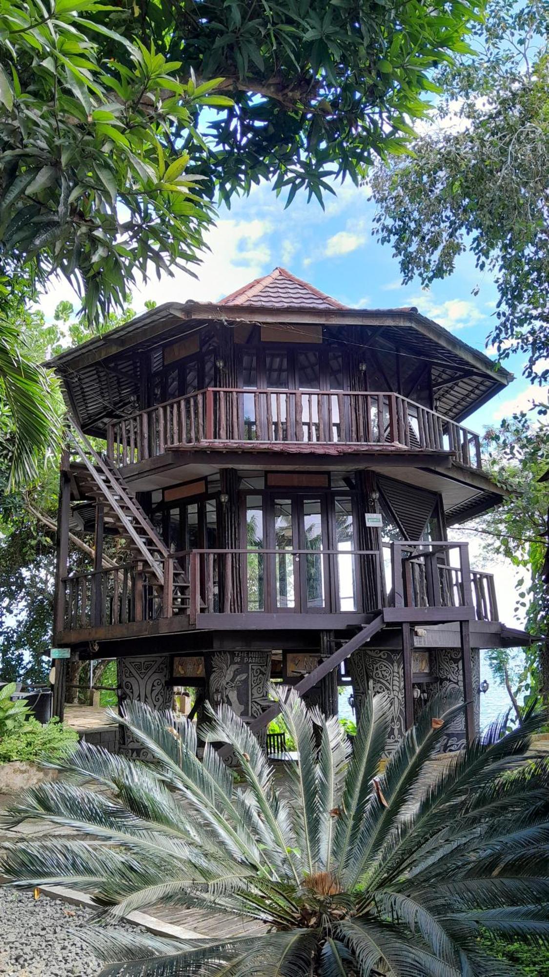 Kasuari Valley Beach Resort Sorong Exterior photo